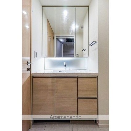 Ｂｅｌｌｅ　Ｖｕｅ　千代田飯田橋[2LDK/56.14m2]の洗面所