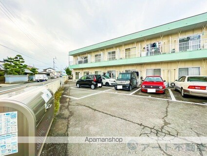 カーサ余戸南[1DK/23.94m2]の駐車場3