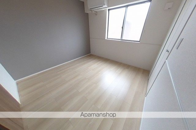 カリメーラ IIの内装写真