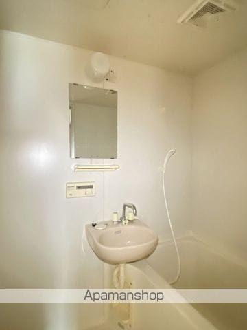 溜屋ハイツVの内装写真
