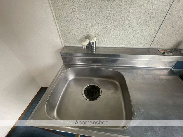 クイーンズ4の内装写真