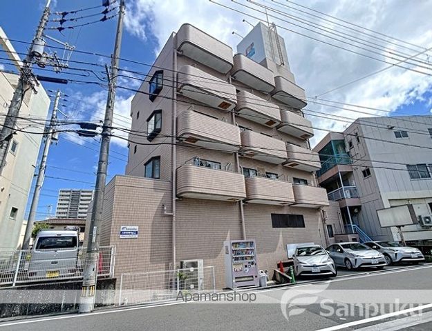 西田ビルの外観写真