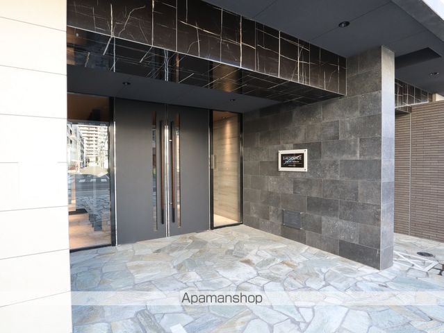 SーRESIDENCE東別院の玄関写真