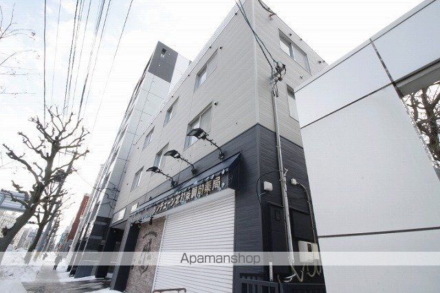 萩中ビルの外観写真