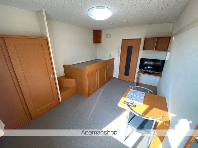 レオパレスセレステ湖山の内装写真