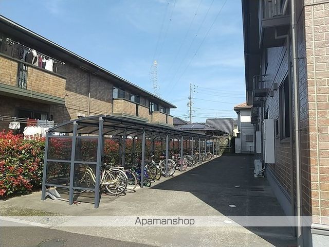 リビングタウン吉成 B棟の内装写真