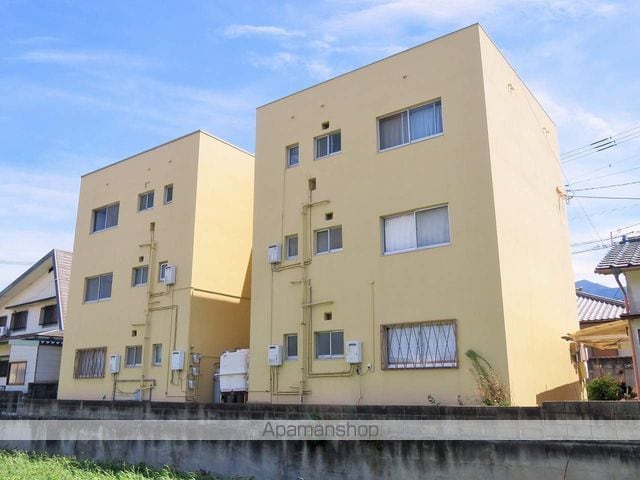 神野マンションの外観写真