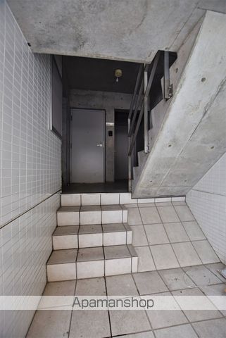 NEEDSの玄関写真