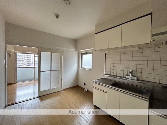 LAND MARK 横川の内装写真