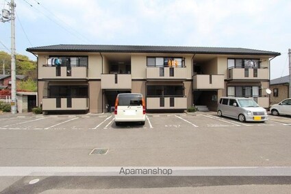 ファミール河野Ａ・Ｂ・Ｃ棟[2LDK/57.85m2]の外観2