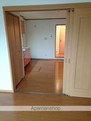 アバンツァート Tの内装写真