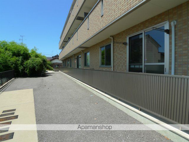 アバンティの外観写真
