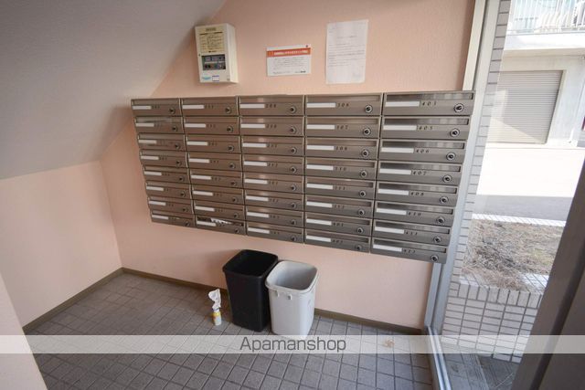 カンパーナ平岸の玄関写真