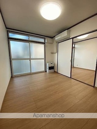 グリーンハイツ下山[2K/34.78m2]のリビング・居間1