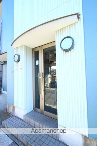 プリムローズエイトの玄関写真
