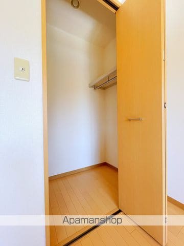 グランエスシャリオの内装写真