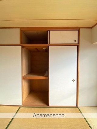 Ｃｒｅｓｔ　ＣｏｕｒｔＫ２[2LDK/69m2]の内装7