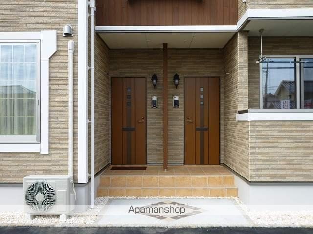 エヌシー Iの玄関写真