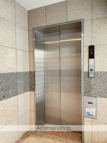 スカイコート幡ヶ谷の外観写真