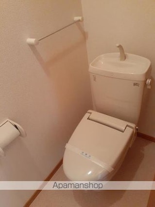 ヴィラ　アンソレイエⅢ[2DK/44.82m2]のトイレ