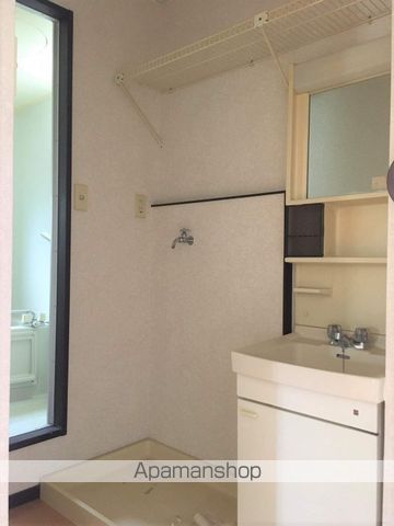 ファミール泉 Dの内装写真