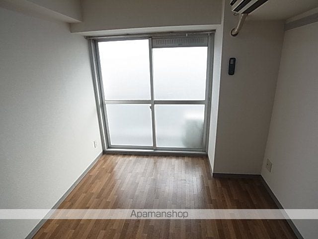 松崎マンション立花町の内装写真