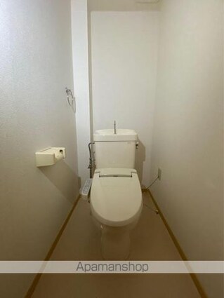 ニューエルディムマナベＢ[2LDK/63.54m2]のトイレ