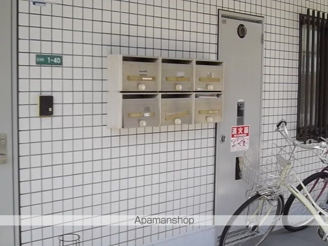 エスポアール西宮北口IIの玄関写真