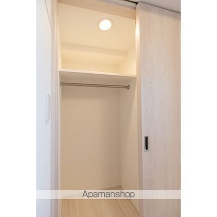 コンフォリア東葛西[2SLDK/50.42m2]の収納