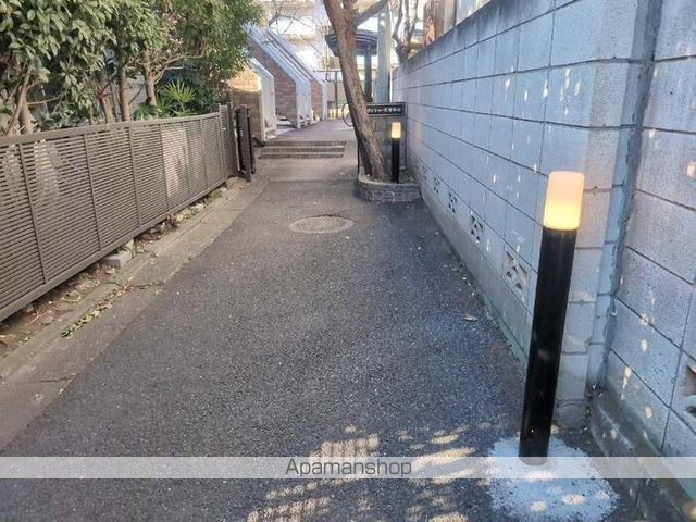 グランシューズ世田谷の玄関写真