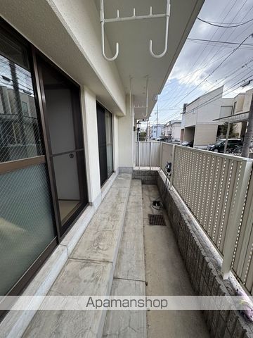 アビタマルフクIIIの内装写真