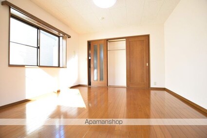 ハイネス子平町[1K/25m2]のリビング・居間