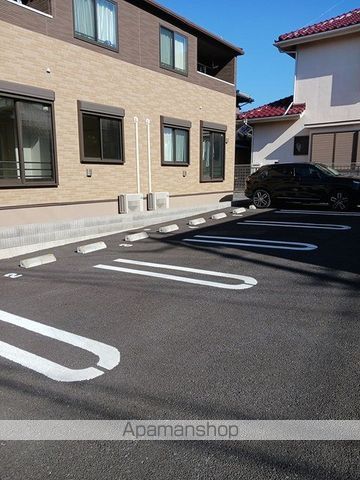 ソフィア[1LDK/50.08m2]の駐車場