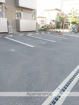 ルナ・クレシエンテ[1LDK/37.53m2]の駐車場1