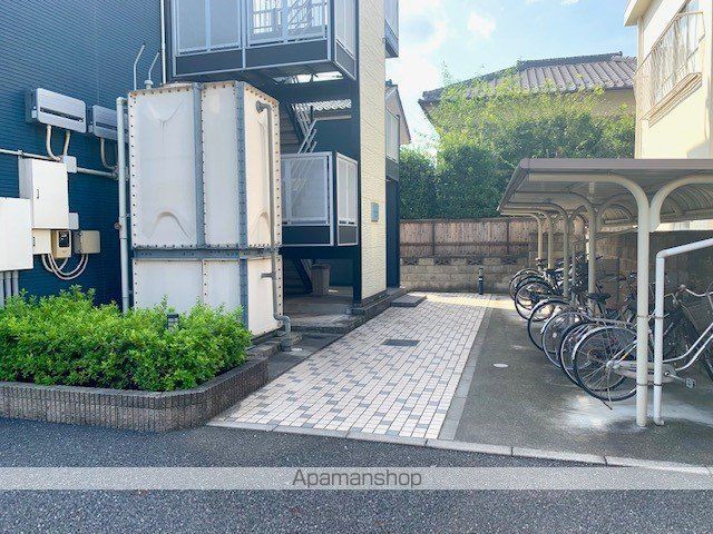 レオパレスボヌール久喜の玄関写真