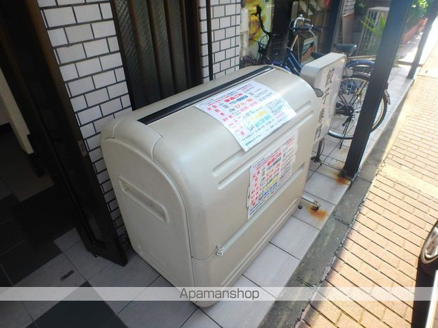 ロータリーマンション古川橋の玄関写真
