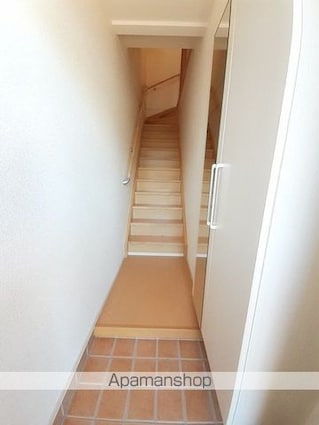 リヴィスタ[1LDK/45.07m2]の玄関