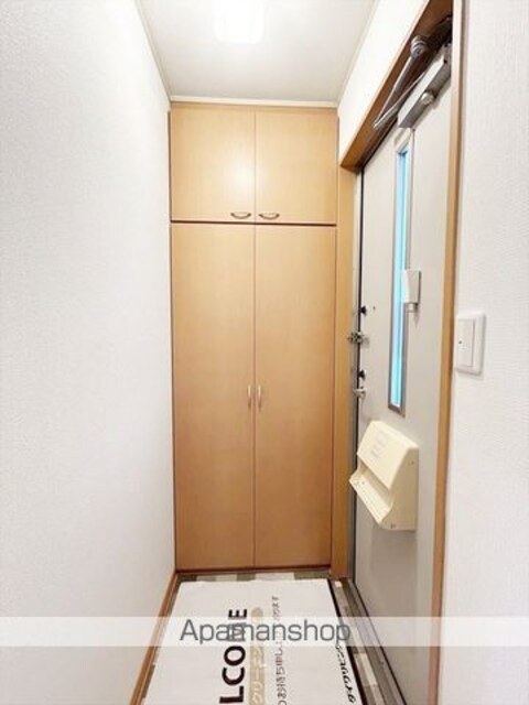 エステート２１　Ｂ棟[2DK/50.42m2]の玄関
