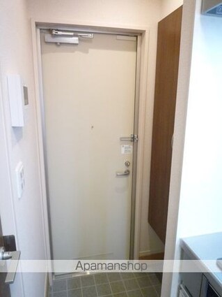 Ｂｒｉｇｈｔ　Ｈａｌｕ　　ｗｅｓｔ[1K/30.03m2]の玄関