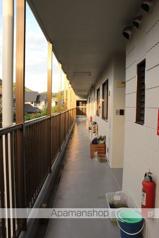 メゾン山本[2LDK/61.16m2]の共用部3