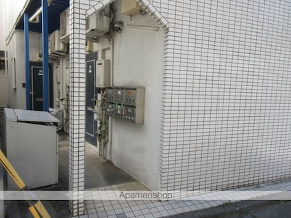 東京都杉並区天沼２丁目[1R/13m2]のエントランス1