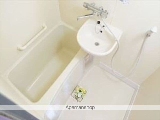 FROM A.の内装写真
