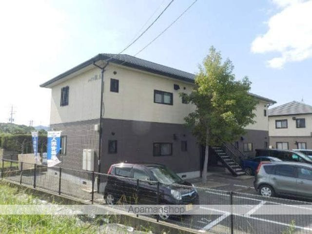 ハイツ楓 B棟の外観写真