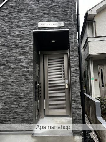 カインドネス柳沢中央の玄関写真