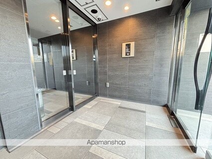 スパシエエール横浜[1R/21.61m2]のエントランス