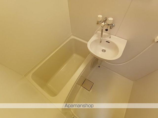 レオパレスレジデンス新石切の内装写真