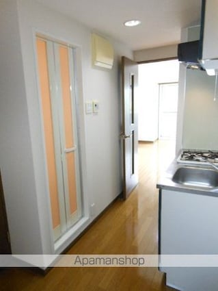 東京都目黒区青葉台３丁目[1K/25.28m2]の玄関