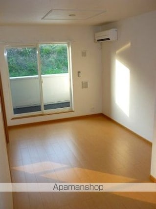 愛媛県新居浜市山田町[2LDK/54.85m2]のリビング・居間1