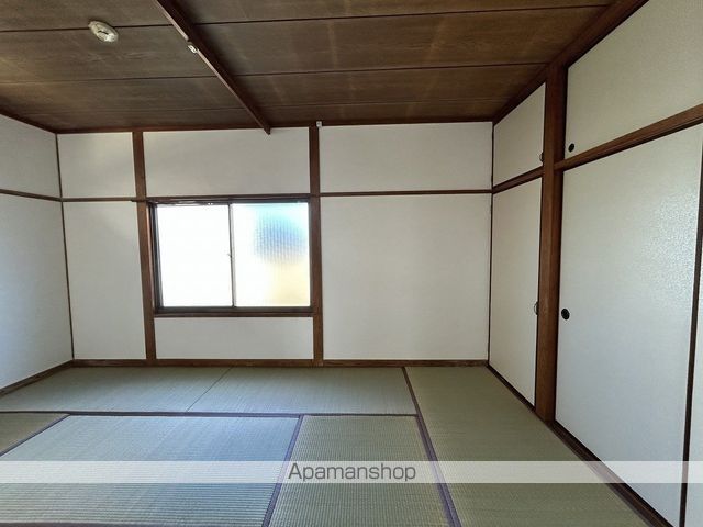 手鎌貸家の内装写真