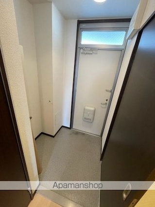 メゾン・ド・サラ[1R/30.39m2]の収納